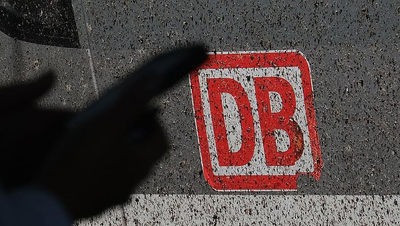 Der Ruf der Bahn ist derzeit ramponiert. Eine neue Spitze und eine neue Strategie sollen es richten. (Archivbild)