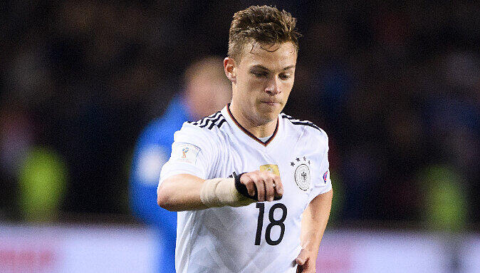 Joshua Kimmich - Note 3: Schnell, agil, einsatzfreudig, bissig. Eigentlich Rechtsverteidiger, gegen defensive Aserbaidschaner de facto Rechtsaußen. Perfekte Flanke auf Gomez beim 3:1.