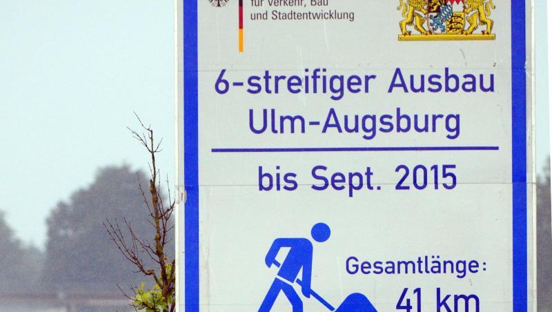 Die BRD muss einem Autobahnbetreiber die Mehrkosten für den Ausbau der A8 nicht erstatten. Foto: Stefan Puchner/Archiv Die BRD muss einem Autobahnbetreiber die Mehrkosten für den Ausbau der A8 nicht erstatten. Foto: Stefan Puchner/Archiv