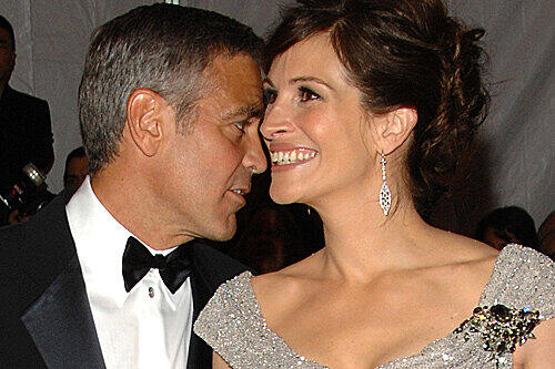 Geroge Clooney und Julia Roberts.