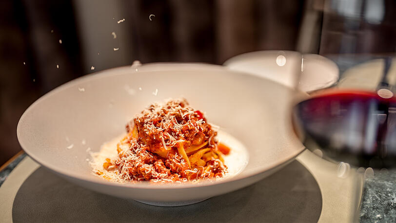 Tagliatelle mit Ragu. Auch die Nudeln sind mit ganz viel Amore handgemacht.