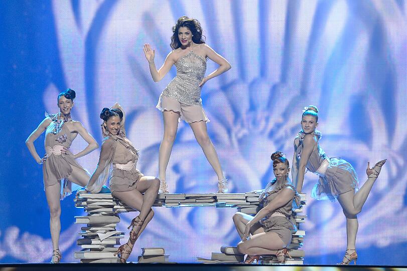 Zypern: Ivi Adamou singt bei der Probe für das erste Halbfinale ihr Lied "La La Love".