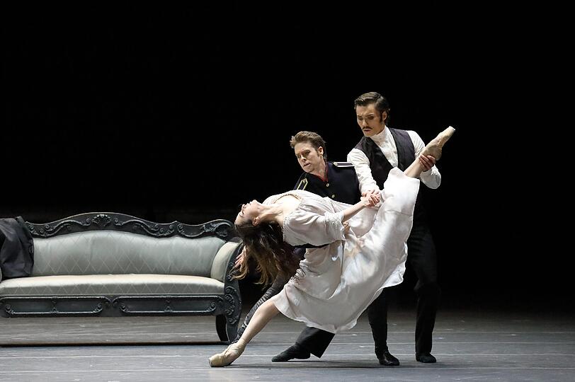 Szenen aus Christian Spucks Tanz-Version von "Anna Karenina" mit dem Bayerischen Staatsballett im Nationaltheater.