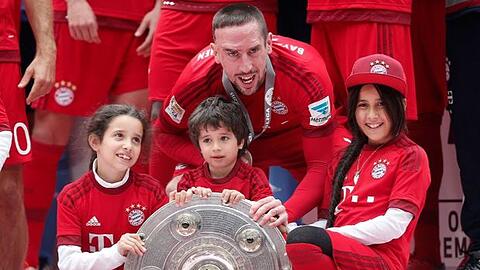 Franck Ribéry posiert immer wieder mit seinen Kindern.