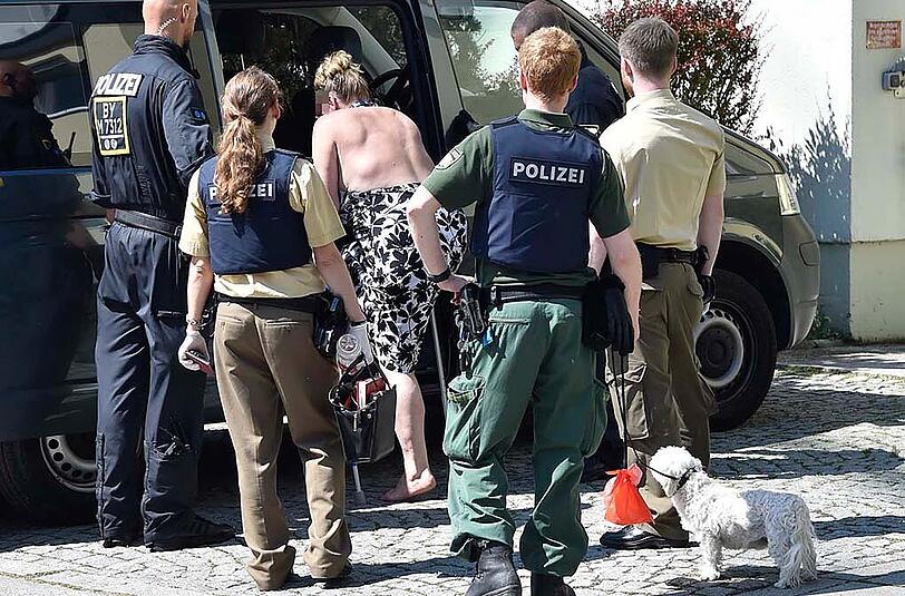 Bilder vom Großeinsatz der Polizei in Berg am Laim.