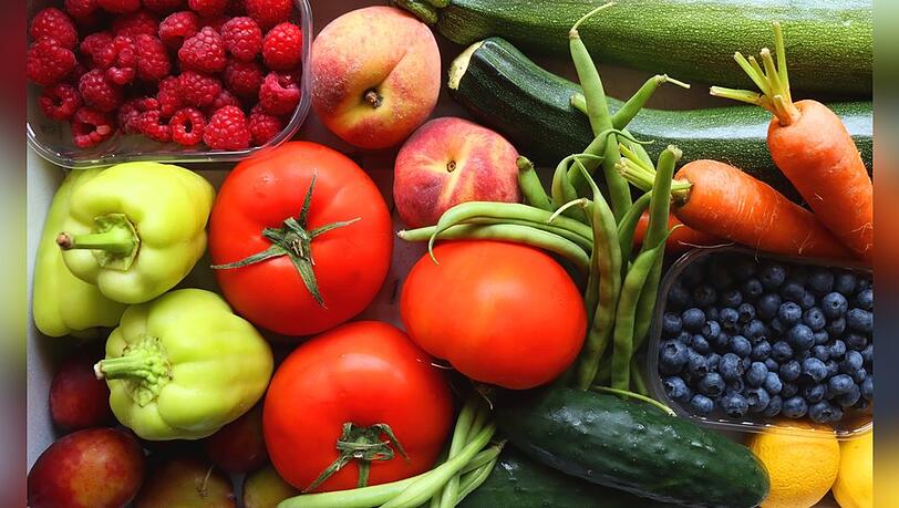 Beeren, Tomaten, Pfirsiche: Im August schmeckt alles intensiver.