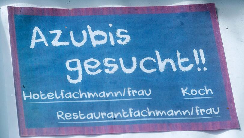 Auszubildende in der Gastronomie äußern sich oft unzufrieden mit ihrer Lehre. (Symbolbild) Auszubildende in der Gastronomie äußern sich oft unzufrieden mit ihrer Lehre. (Symbolbild)