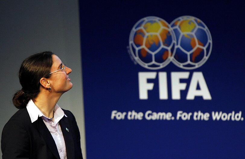 Birgit Prinz 2007 bei ihrer Ankunft in der FIFA Hauptzentrale in Zürich.