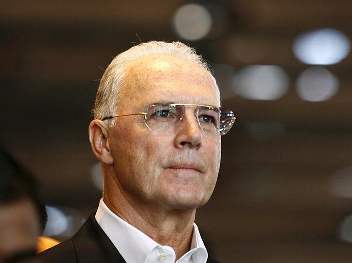 Franz Beckenbauer zweifelt nicht an der Austragung der WM 2010 in Südafrika.