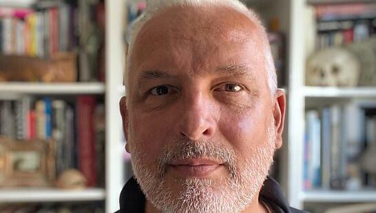Der Autor und Maler Martin Arz. Der Autor und Maler Martin Arz.