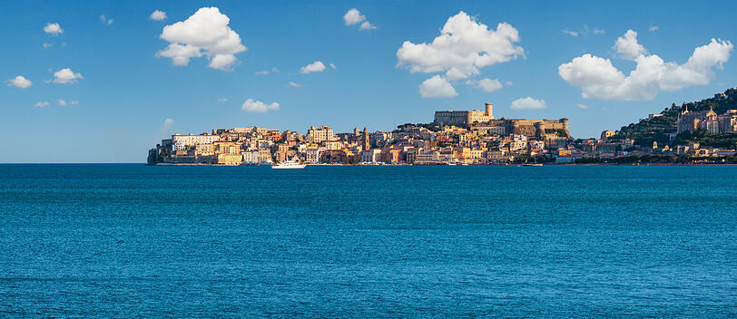 Gaeta im Golf von Neapel.