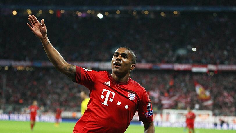 Douglas Costa spielt gegen den FC Arsenal von Beginn an. Douglas Costa spielt gegen den FC Arsenal von Beginn an.