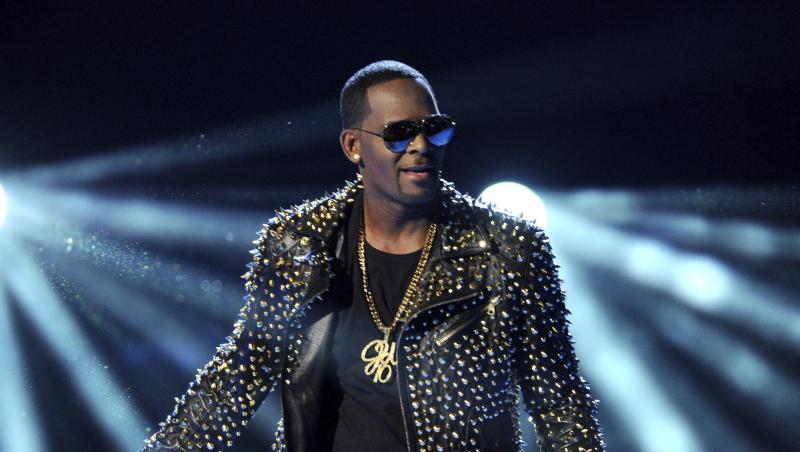 Der Sänger Kelly tritt bei den BET Awards auf. Foto: Frank Micelotta/Archiv Der Sänger Kelly tritt bei den BET Awards auf. Foto: Frank Micelotta/Archiv