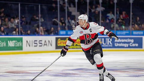 Dillon Heatherington im Trikot der Belleville Senators, die er zwei Jahre lang als Kapitän anführte.