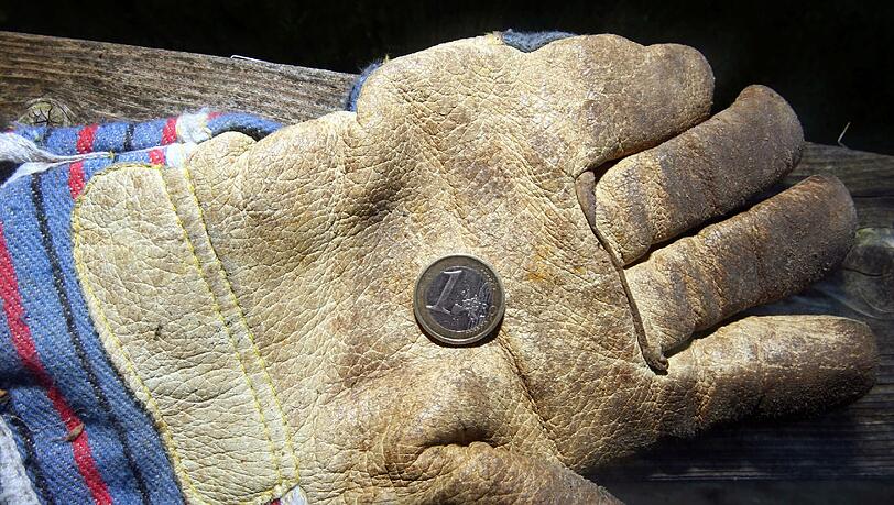 2015 gab es durchschnittlich 1,03 Millionen Bedarfsgemeinschaften mit mindestens einem abhängigen Erwerbstätigen. Foto: Karl-Josef Hildenbrand/Symbol 2015 gab es durchschnittlich 1,03 Millionen Bedarfsgemeinschaften mit mindestens einem abhängigen Erwerbstätigen. Foto: Karl-Josef Hildenbrand/Symbol