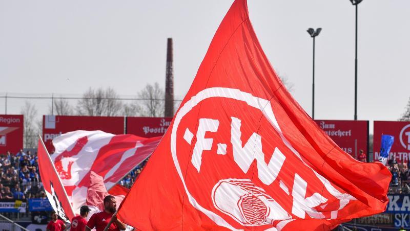 Das Team der Würzburger Kickers muss in Quarantäne. Das Team der Würzburger Kickers muss in Quarantäne.