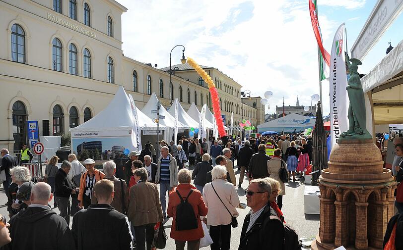 Bilder vom bunten Treiben in der Ludwigsstraße