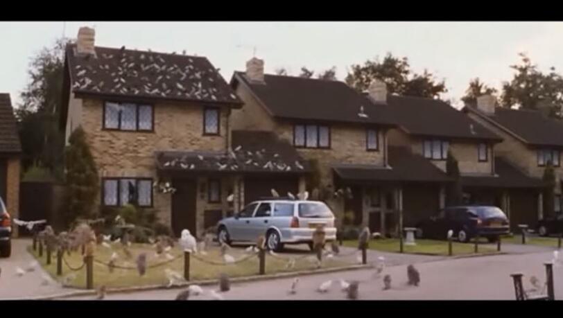 Im Film musste der Zauberlehrling in dem Haus mit der Klinkerfassade im Ligusterweg 4 wohnen. Im Film musste der Zauberlehrling in dem Haus mit der Klinkerfassade im Ligusterweg 4 wohnen.