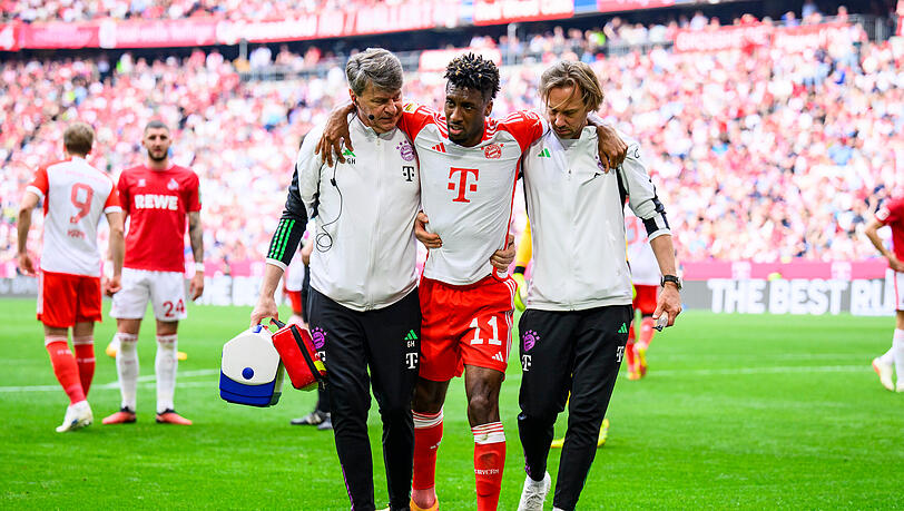 Kingsley Coman verletzt sich gegen den 1. FC Köln. Kingsley Coman verletzt sich gegen den 1. FC Köln.