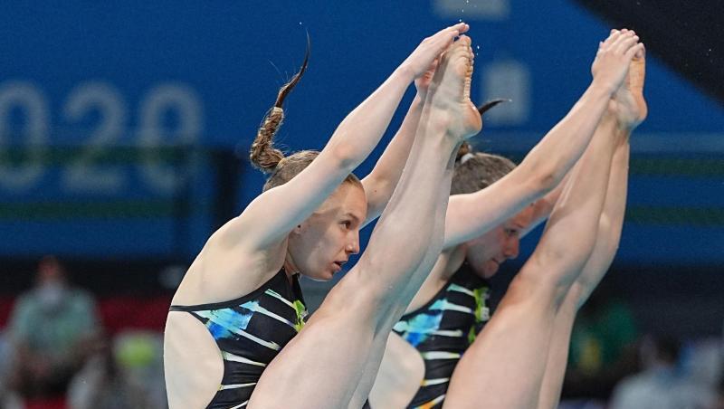 Tina Punzel (r) und Lena Hentschel gewannen bei den Olympischen Spielen in Tokio die erste Medaille für das deutsche Team.