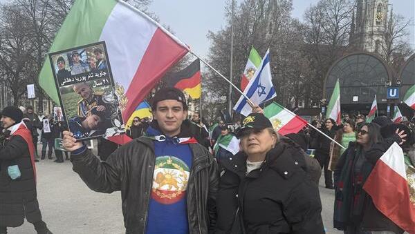 &nbsp;Vahdan Najian (rechts), aus D&uuml;sseldorf