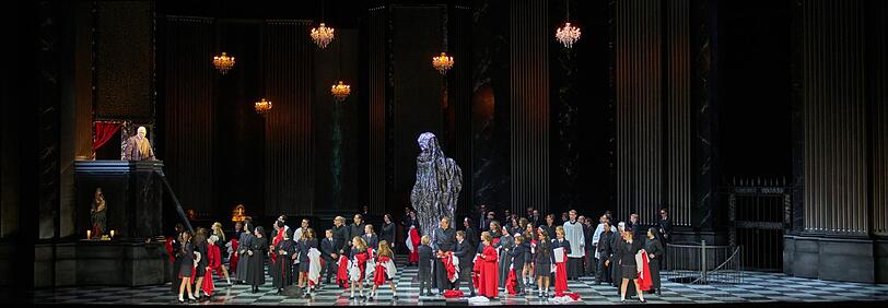 Puccinis "Tosca" im Großen Festspielhaus.