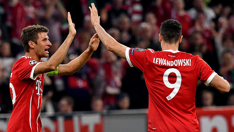Der FC Bayern tritt gegen Hannover 96 mit Thomas Müller und Robert Lewandowski an. Der FC Bayern tritt gegen Hannover 96 mit Thomas Müller und Robert Lewandowski an.