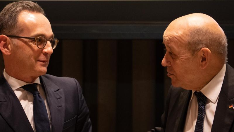 Heiko Maas unterhält sich im Saal des Sicherheitsrates der UN mit Jean-Yves Le Drian, französischer Außenminister. Gemeinsam wollen die beiden den neuen ukrainischen Präsidenten Wolodymyr Selenskyj treffen. Heiko Maas unterhält sich im Saal des Sicherheitsrates der UN mit Jean-Yves Le Drian, französischer Außenminister. Gemeinsam wollen die beiden den neuen ukrainischen Präsidenten Wolodymyr Selenskyj treffen.