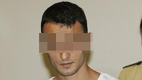 Er hat sich seine Zukunft verbaut: am Dienstag wird Serkan (21) verurteilt. Der Staatsanwalt forderte 12 Jahre Haft wegen versuchten Mordes.