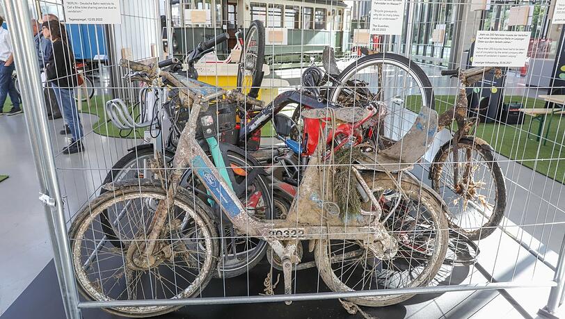 Auch Vandalismus wird thematisiert. Auch Vandalismus wird thematisiert.