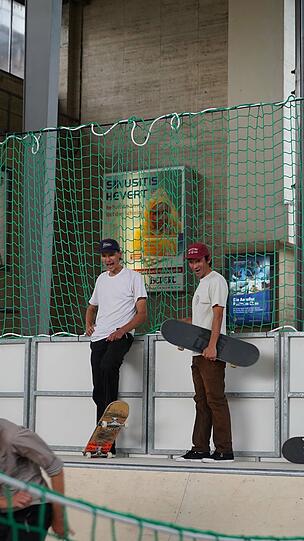 In der Schalterhalle des Münchner Bahnhofs dreht sich vom 21. Juni bis 4. Juli alles rund um das Thema Skateboarding.