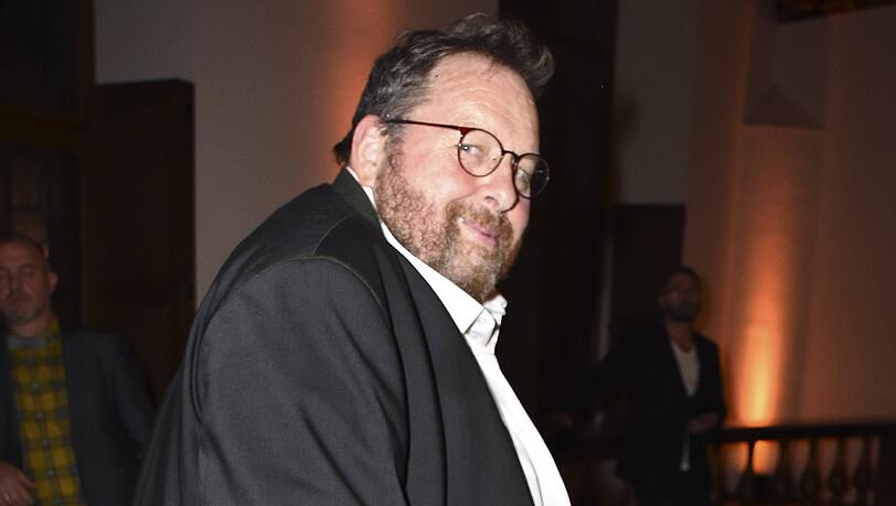Ottfried Fischer kehrt München den Rücken. Ottfried Fischer kehrt München den Rücken.