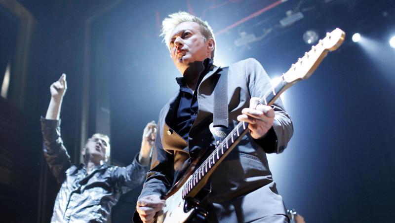 Andy Gill ist tot. Andy Gill ist tot.