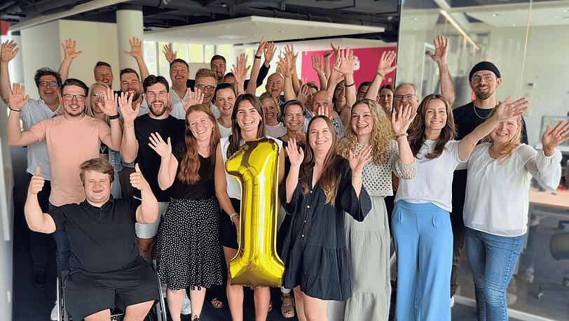 Das Team von Gong 96.3 freut sich über die aktuellen Reichweitenrekorde. Das Team von Gong 96.3 freut sich über die aktuellen Reichweitenrekorde.