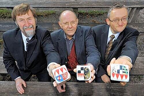 Drei typische Franken: Heinrich Bauer, Günter Stössel und Günter Dippold (von links) mit ihren Frankenwürfeln.