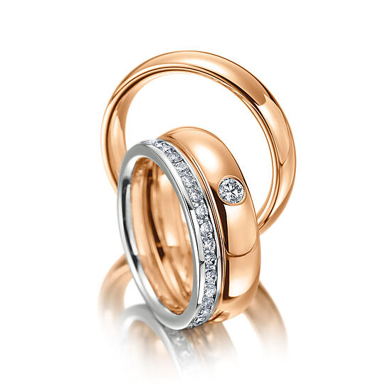 Ihre Eheringe im Wert von 2.500 € gibt es von Juwelier Fridrich.