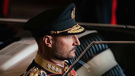 K&ouml;nig Haakon wird sicher noch l&auml;nger als die von ihm angeordnete Trauerzeit um seinen Vater K&ouml;nig Harald trauern.