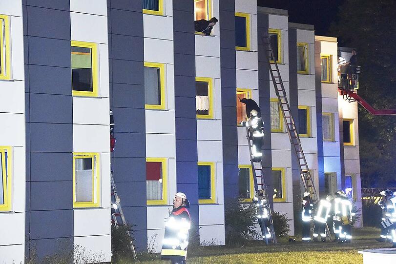 Bei dem Brand wurden 17 Personen verletzt.