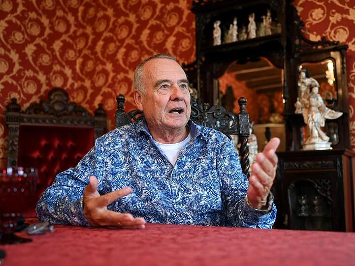 Ernst Prost, der Geschäftsführer vom Schmiermittel-Hersteller Liqui Moly, gibt ein Interview. Foto: Felix Kästle/dpa
