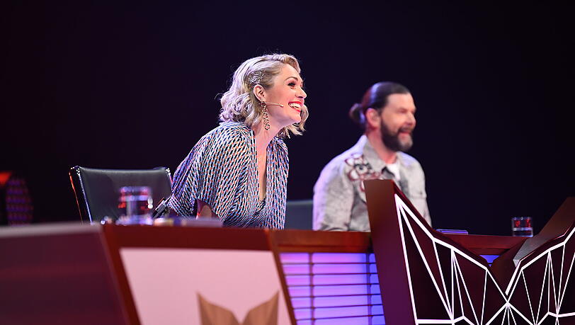 Ruth Moschner und Rea Garvey nehmen bei der neuen Staffel "The Masked Singer" wieder am Jury-Pult Platz. Ruth Moschner und Rea Garvey nehmen bei der neuen Staffel "The Masked Singer" wieder am Jury-Pult Platz.