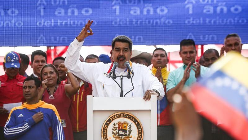 Nicolas Maduro (M.), Präsident von Venezuela, spricht auf einer Kundgebung. Nicolas Maduro (M.), Präsident von Venezuela, spricht auf einer Kundgebung.