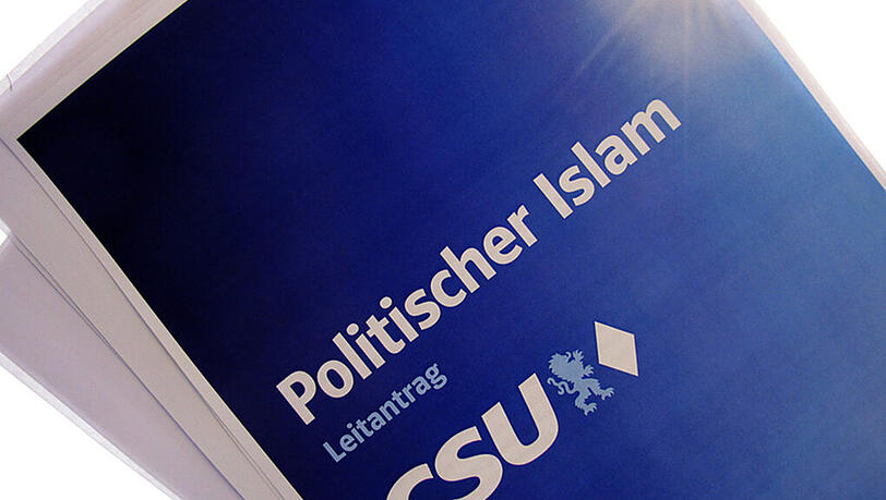 Leitantrag der CSU zum politischen Islam - am Dienstag beschäftigte sich das Kabinett damit. Leitantrag der CSU zum politischen Islam - am Dienstag beschäftigte sich das Kabinett damit.