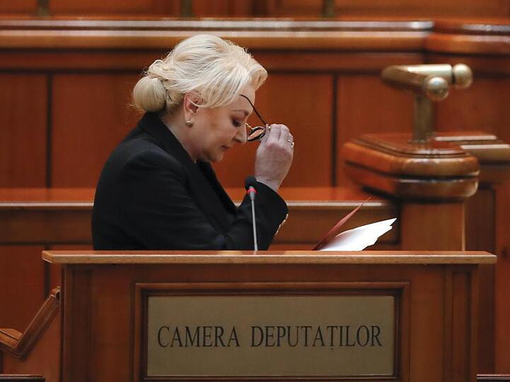 Die Regierung der rumänischen Ministerpräsidentin Viorica Dancila ist abgewählt worden.
