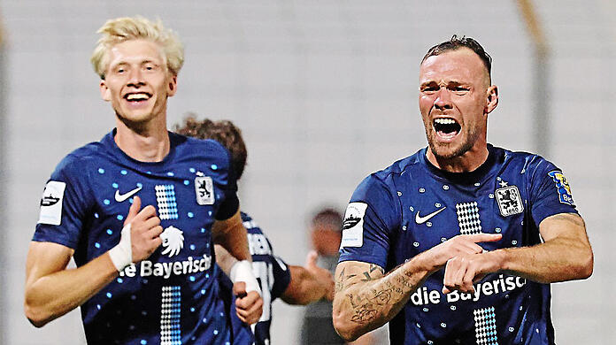 Motiviert gegen den Ex-Klub: Patrick Hobsch (r.) und Raphael Schifferl freuen sich aufs S-Bahn-Derby.