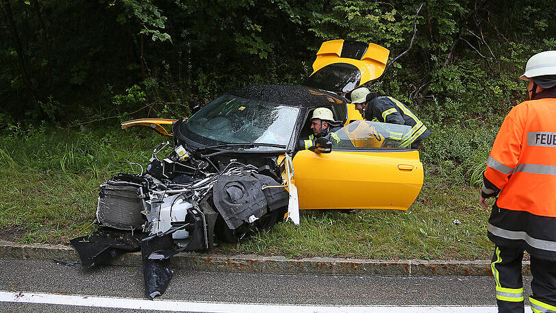 Der ursprünglich 100.000 Euro teure Lotus Evora 400 hatte nach dem Unfall nur noch Schrottwert.