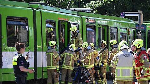 Die beiden Bahnen waren zusammengesto&szlig;en.