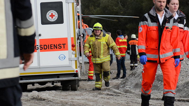 An einer Kies-Entnahmestelle am Fluss Tiroler Achen ereignete sich der schwere Unfall.