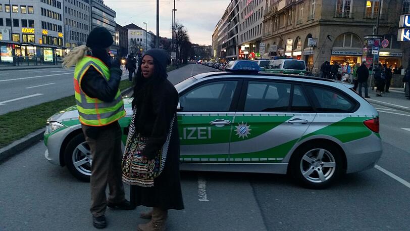 Die "München ist bunt"-Kundgebung: Rund 20 000 Teilnehmer demonstrierten für ein tolerantes und weltoffenes München.