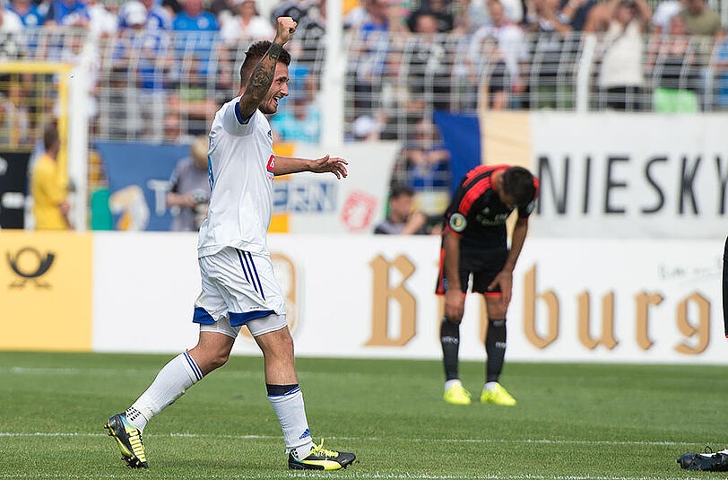 In der ersten Runde des DFB-Pokals traf Robin Krauße für den FC Carl Zeiss Jena zum 2:1 gegen den Hamburger SV.