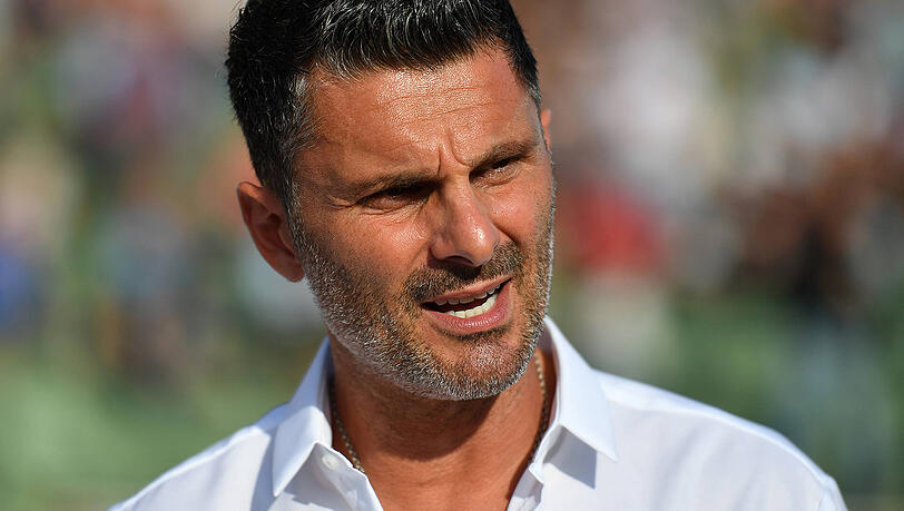 Nach dem Karriereende 2006 beim SC Verl war Angelo Vier als Spielerberater aktiv und arbeitete seit 2015 zudem parallel in beratender Tätigkeit beim Regionalligisten BFC Dynamo im sportlichen Bereich. Nach dem Karriereende 2006 beim SC Verl war Angelo Vier als Spielerberater aktiv und arbeitete seit 2015 zudem parallel in beratender Tätigkeit beim Regionalligisten BFC Dynamo im sportlichen Bereich.